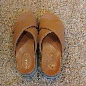 Vionic Vesta Flatform Lug Sandal